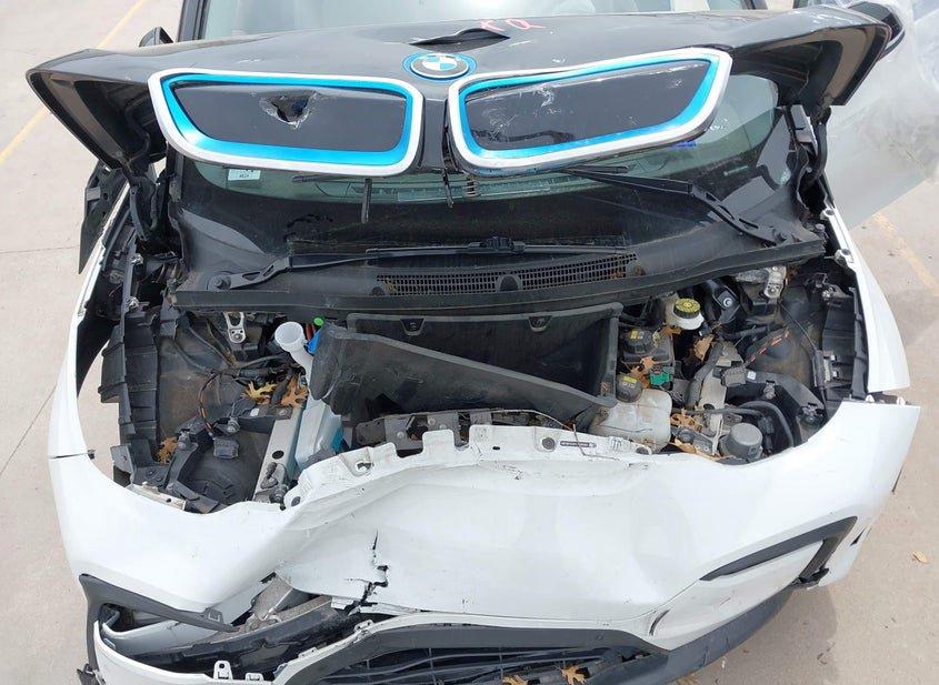 BMW I3