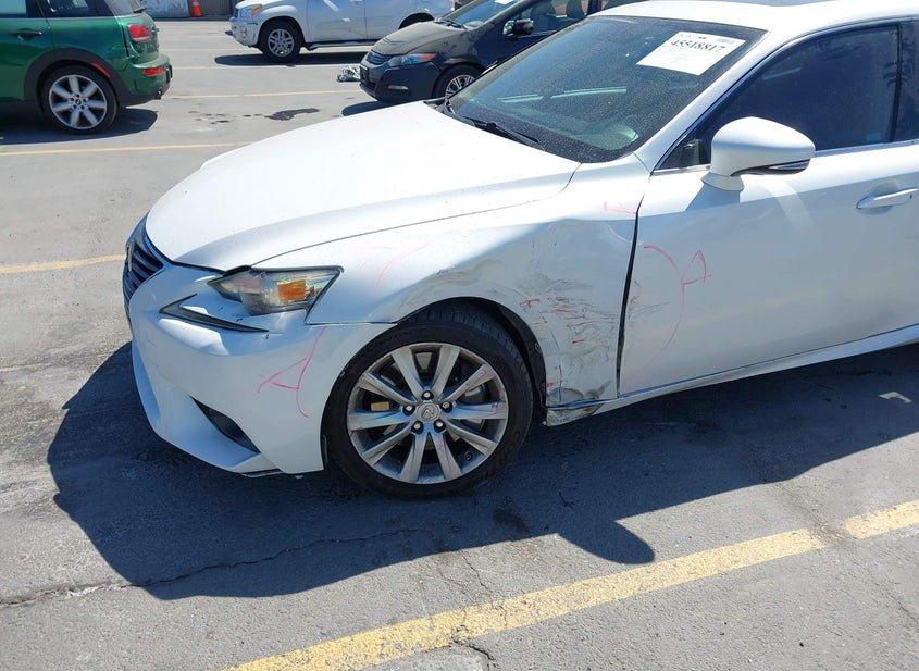 Lexus Is 200T