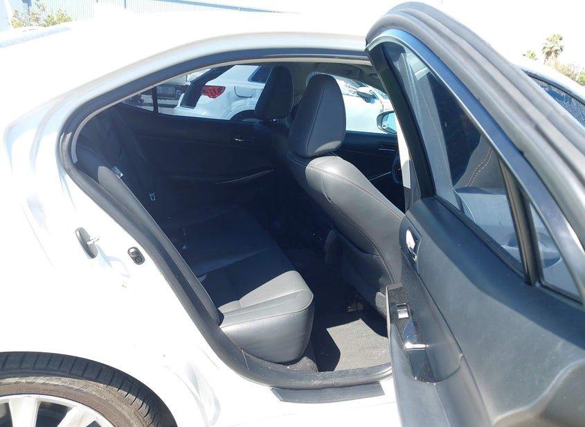 Lexus Is 200T
