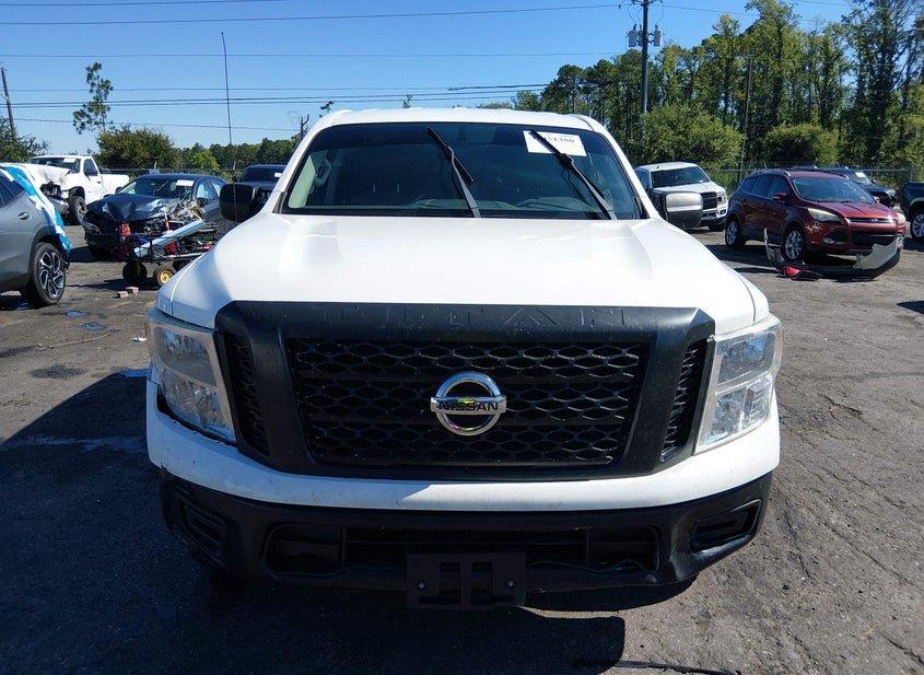 Nissan Titan