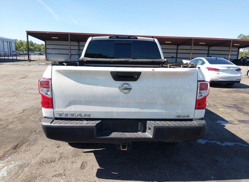 Nissan Titan
