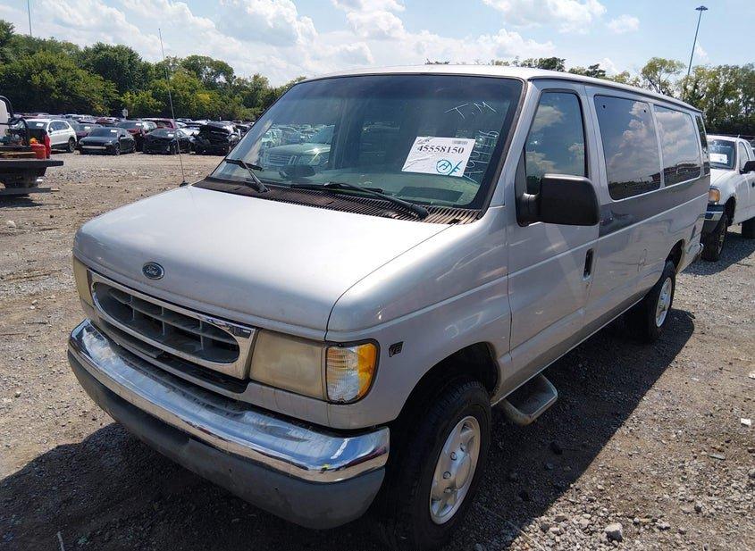 Ford E-350 Super Duty