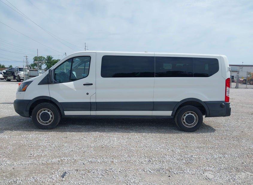 Ford Transit-350