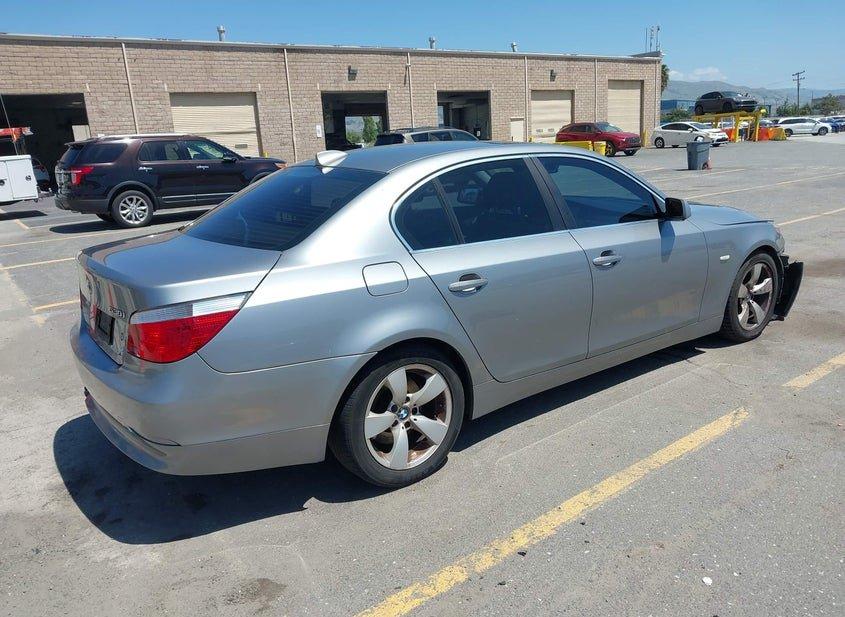BMW 530I