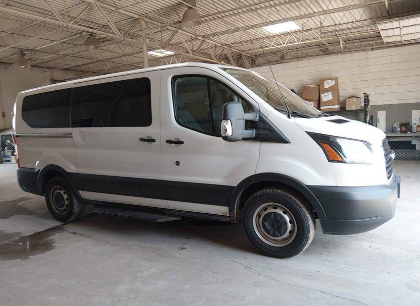 Ford Transit-150