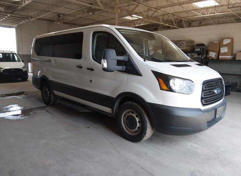 Ford Transit-150