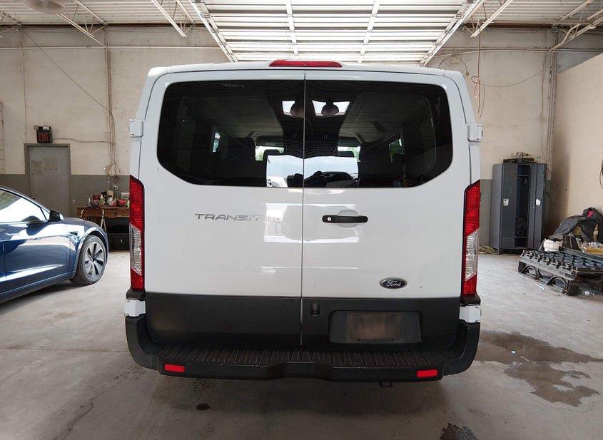 Ford Transit-150