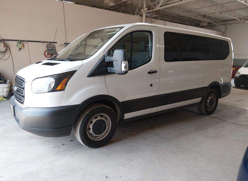 Ford Transit-150