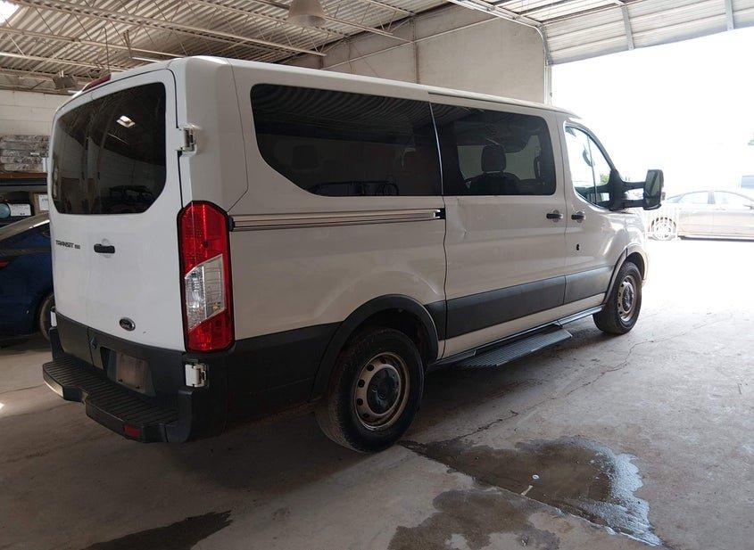 Ford Transit-150