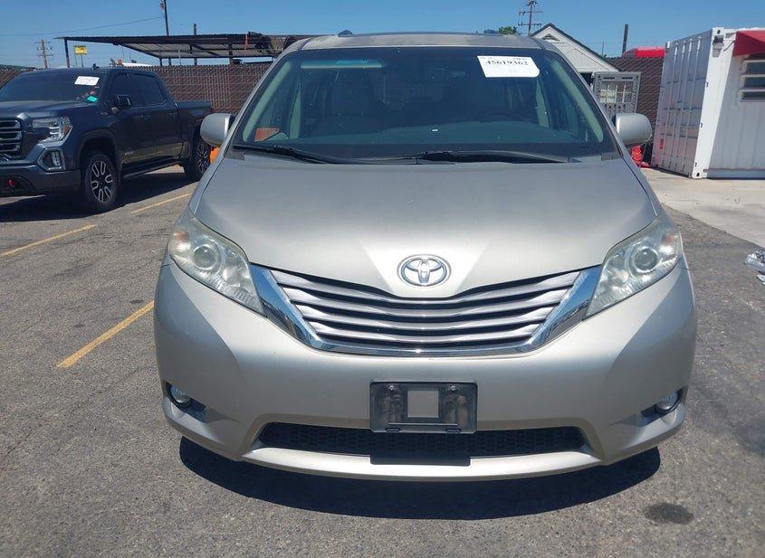 Toyota Sienna