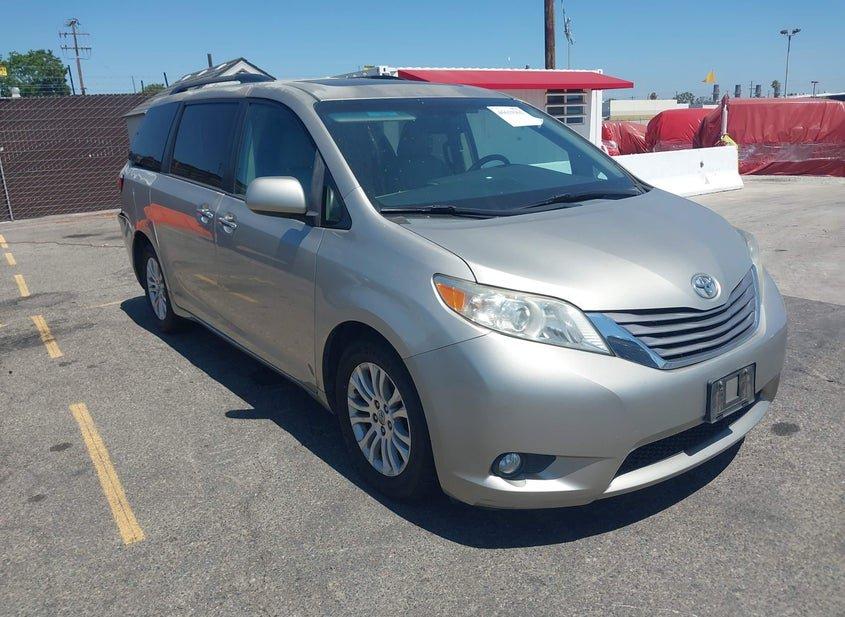 Toyota Sienna