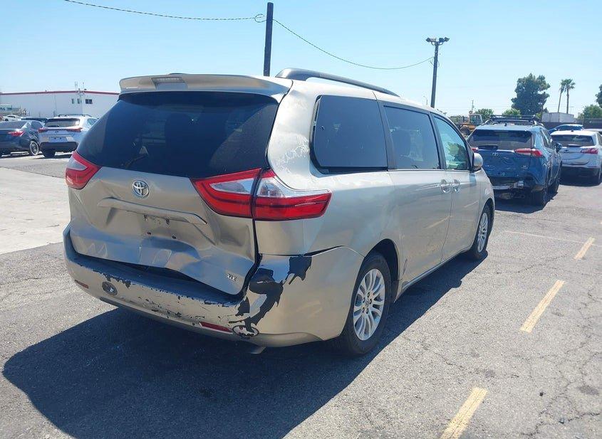 Toyota Sienna
