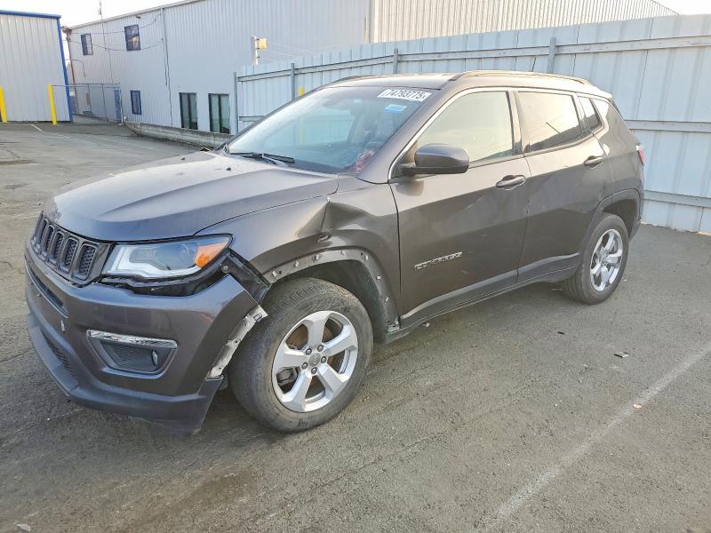 2020 Jeep Compass — фото 1
