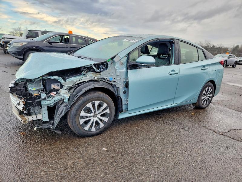 2020 Toyota Prius — фото 1