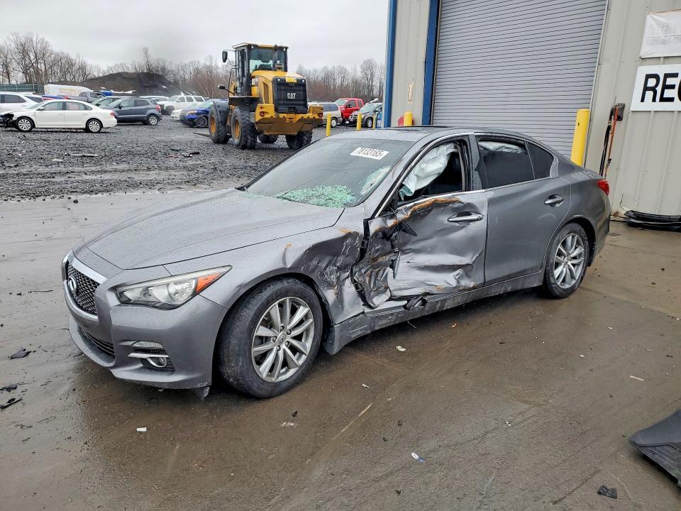 Infiniti Q50