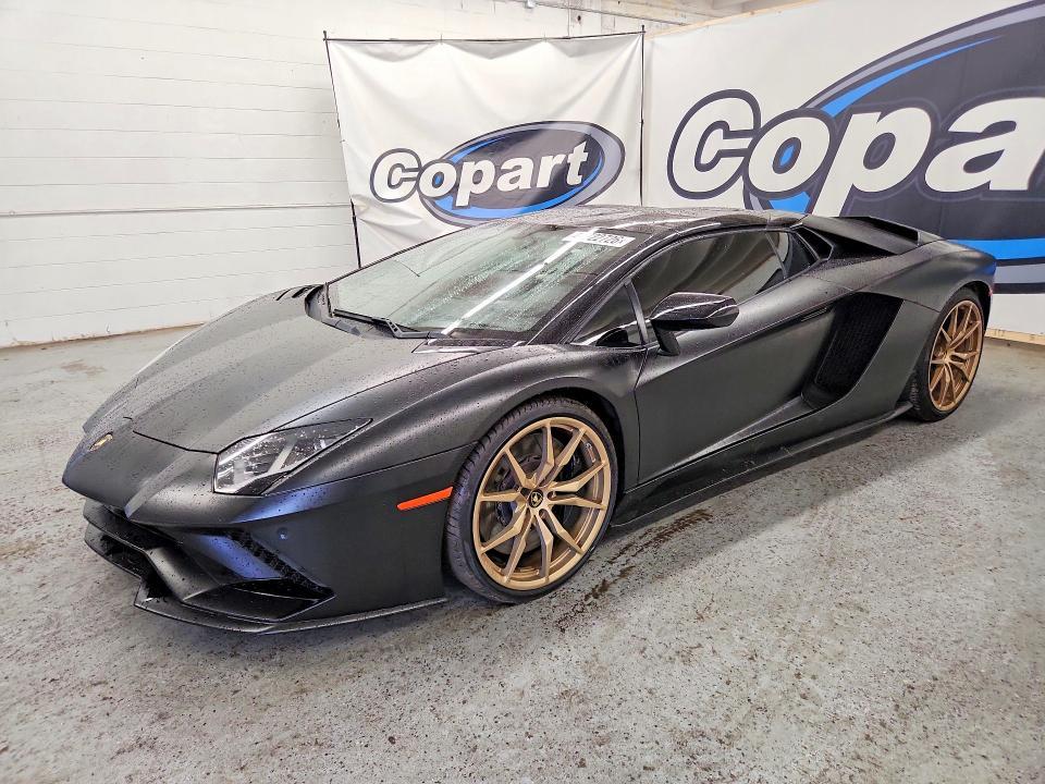 2018 Lamborghini Aventador — фото 1