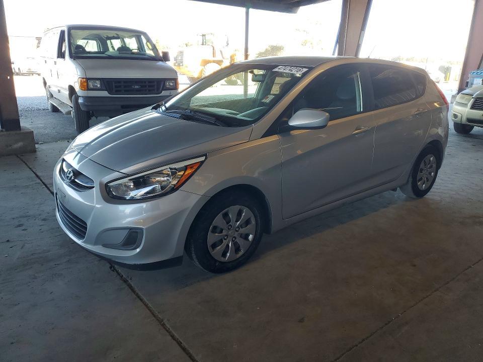 2017 Hyundai Accent — фото 1