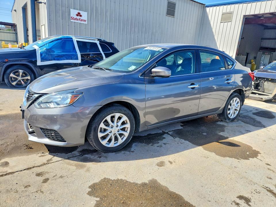 2019 Nissan Sentra — фото 1
