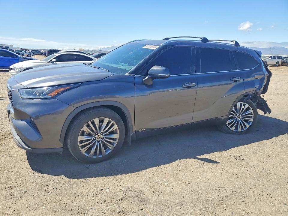 2023 Toyota Highlander Hybrid — фото 1