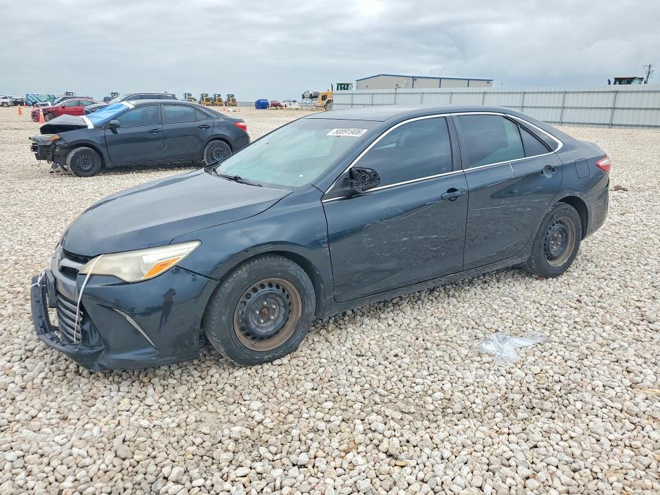 2015 Toyota Camry — фото 1