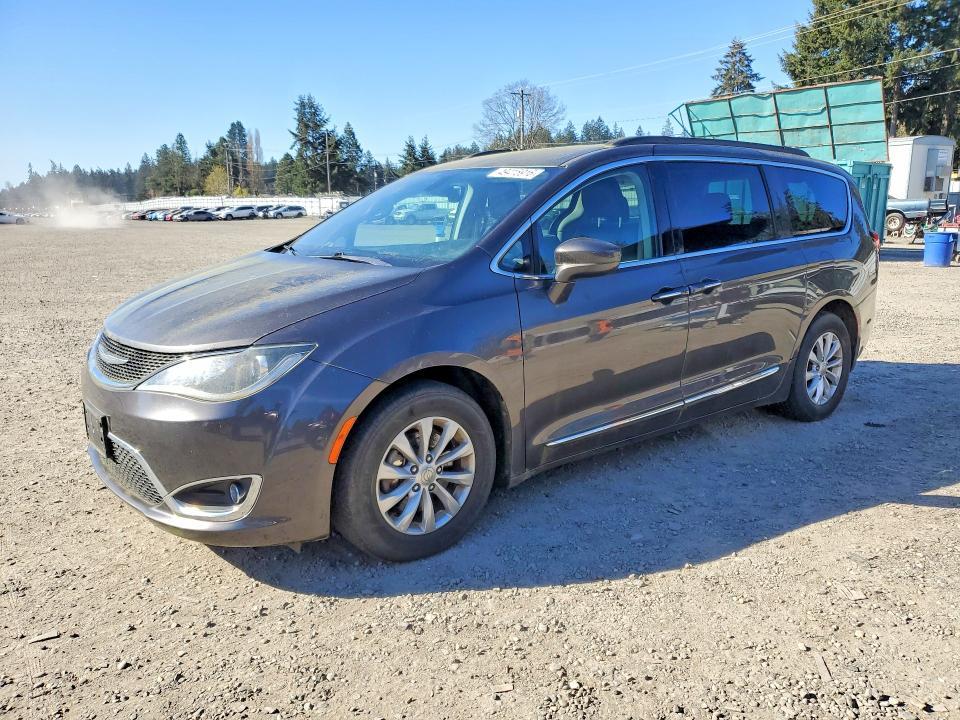 2017 Chrysler Pacifica — фото 1