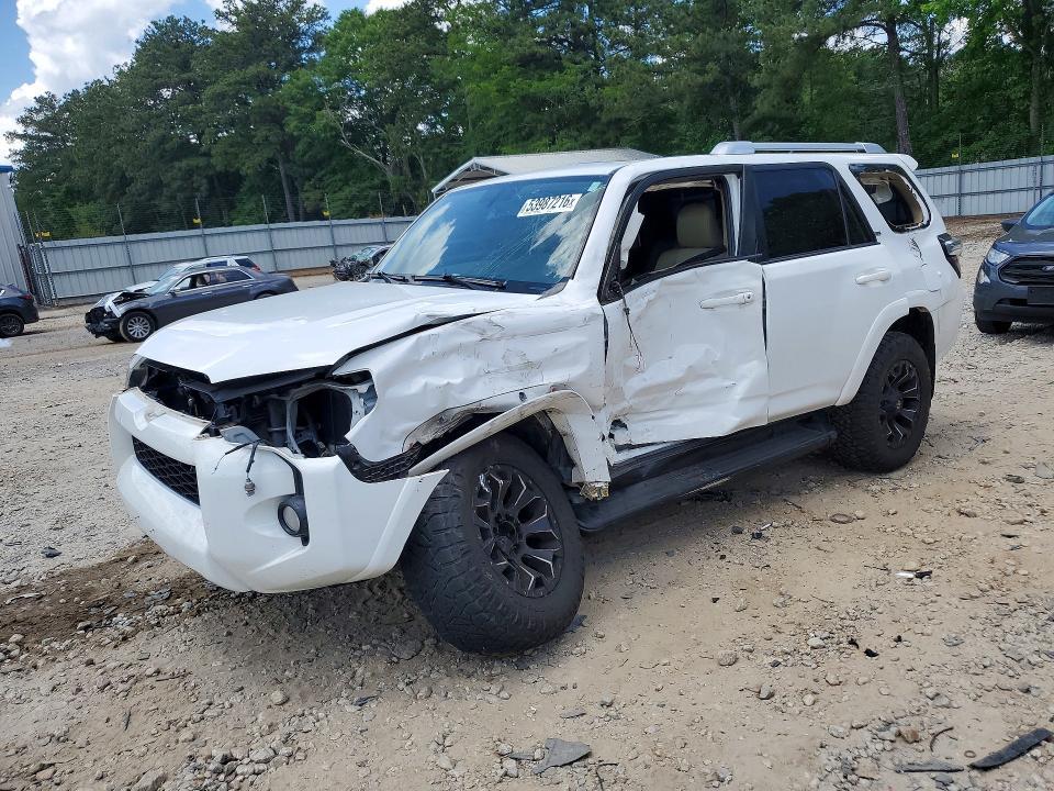 2015 Toyota 4Runner — фото 1