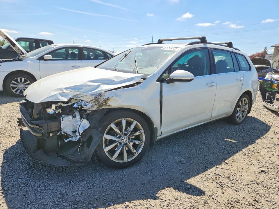 2017 Volkswagen Golf Sportwagen — фото 1