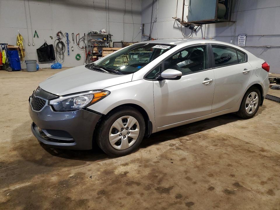 2016 Kia Forte — фото 1