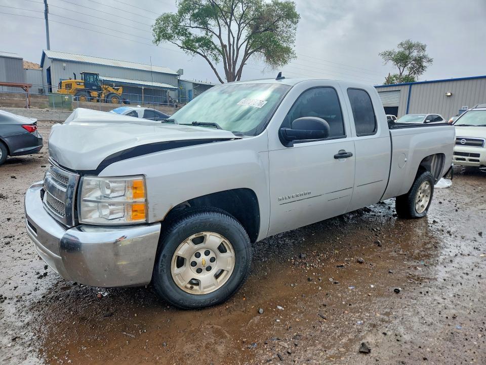 2013 Chevrolet Silverado — фото 1