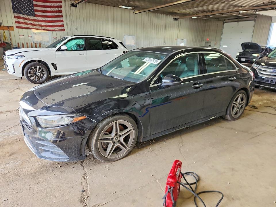Mercedes-Benz A