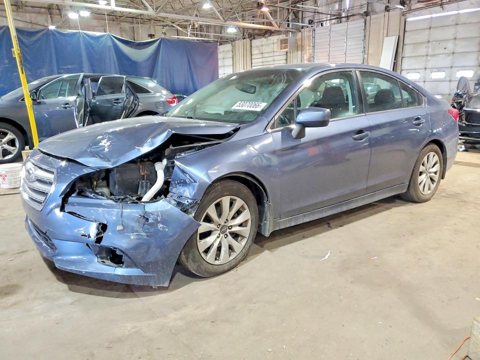 2015 Subaru Legacy — фото 1