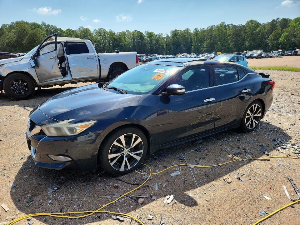 Nissan Maxima