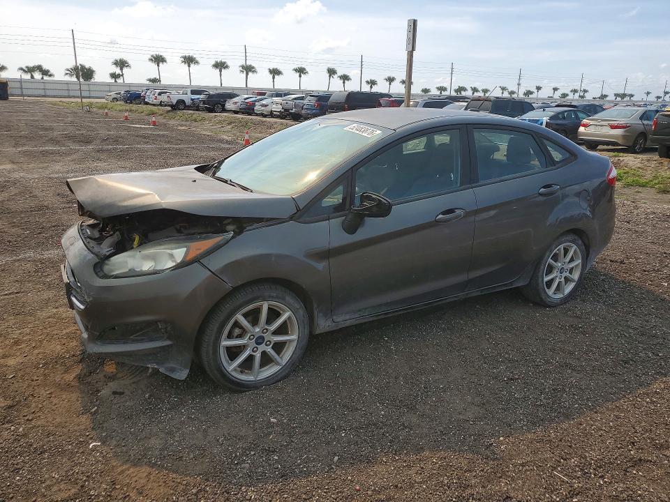 2019 Ford Fiesta — фото 1