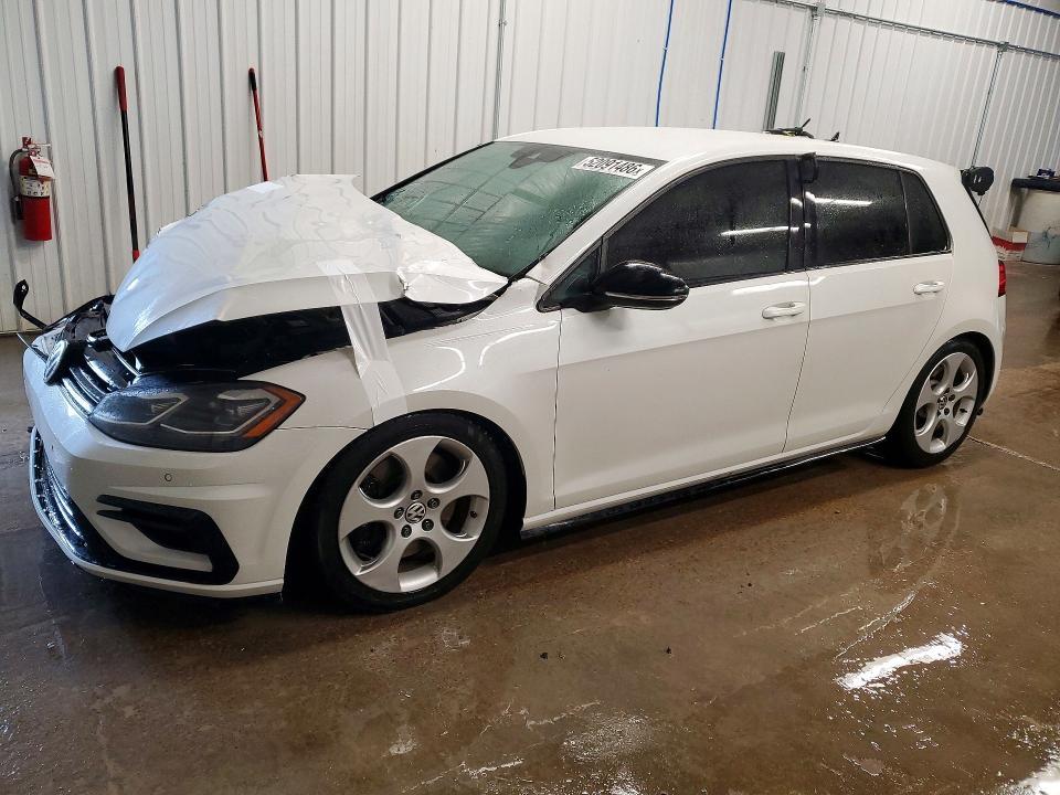 Volkswagen Golf R