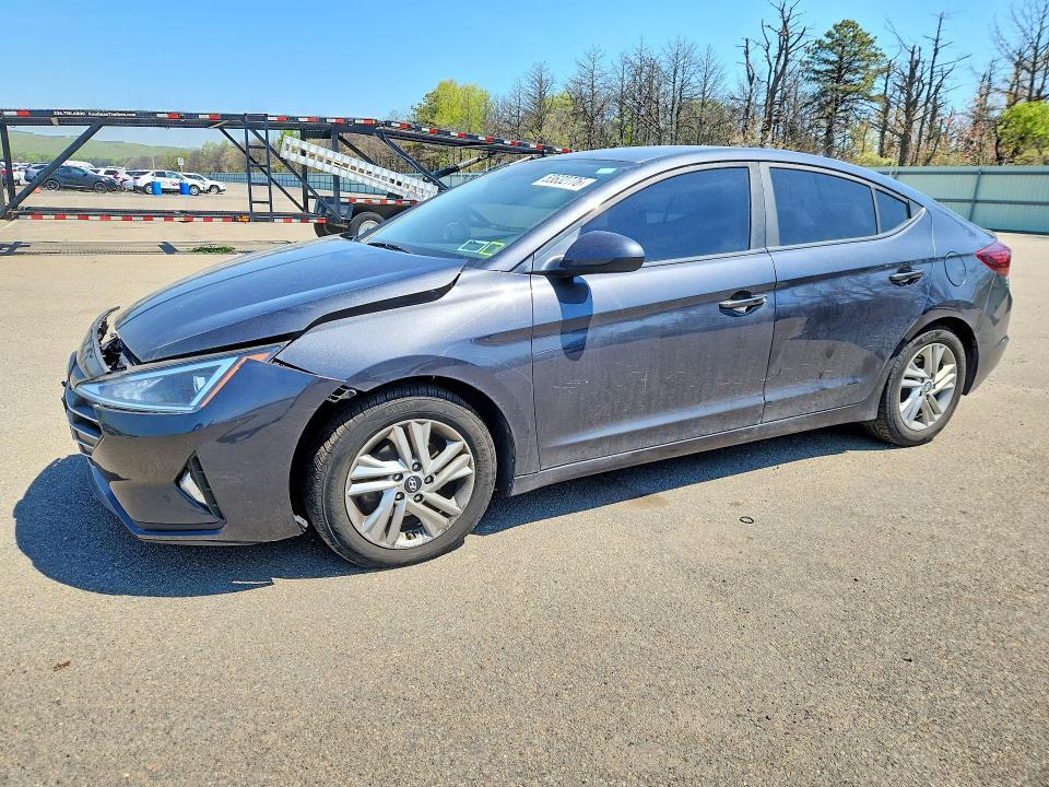 2020 Hyundai Elantra — фото 1
