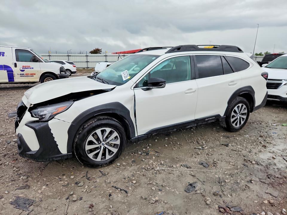 2025 Subaru Outback — фото 1