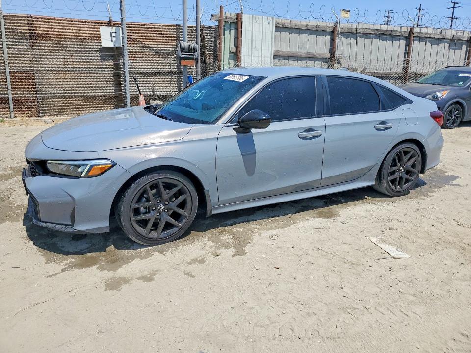 2025 Honda Civic — фото 1