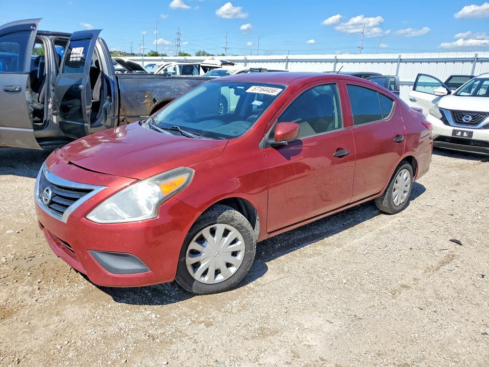 Nissan Versa