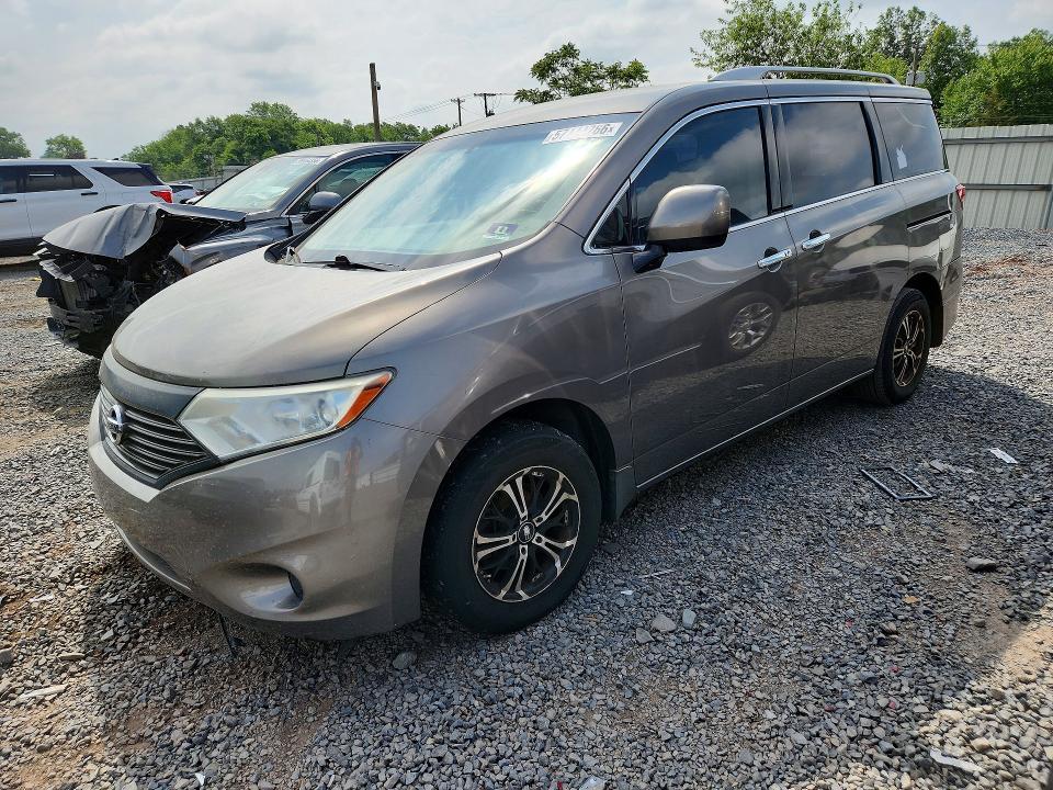2015 Nissan Quest — фото 1