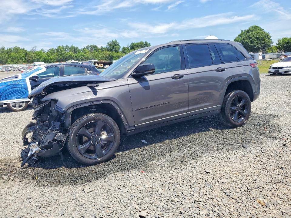 2024 Jeep Grand Cherokee — фото 1