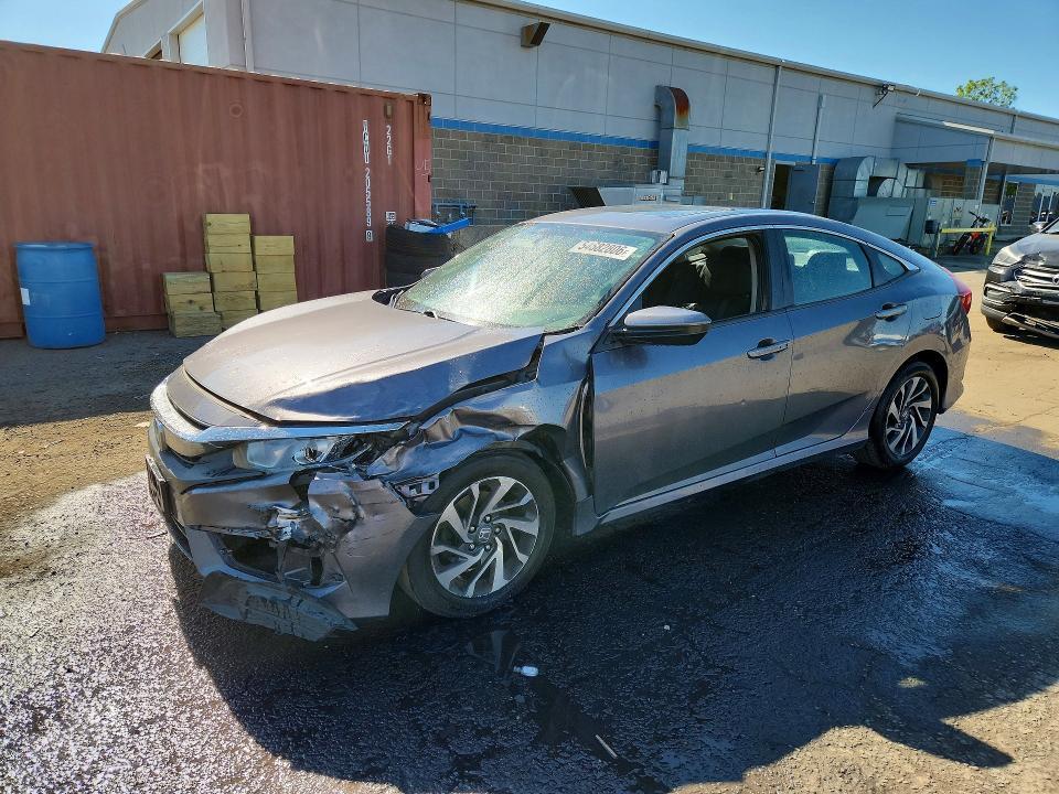 2016 Honda Civic — фото 1