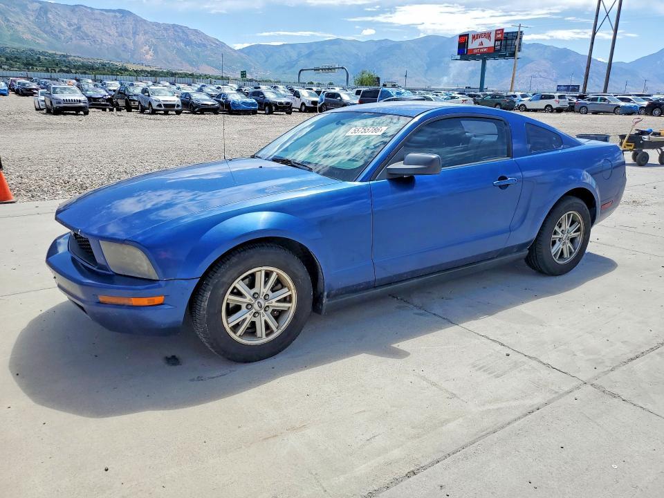 2006 Ford Mustang 2 Door Coupe — фото 1