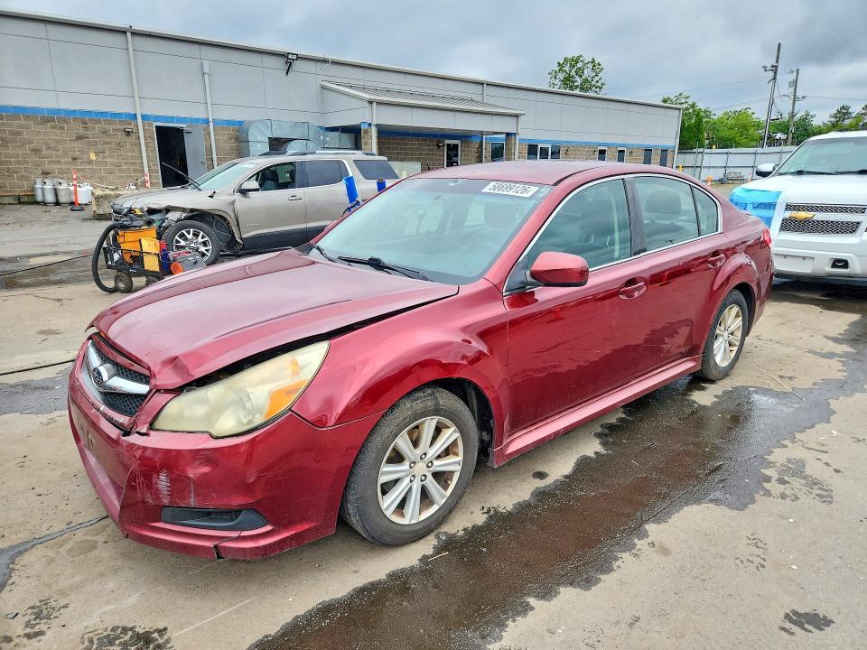 2011 Subaru Legacy — фото 1