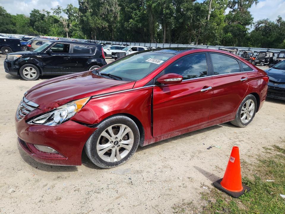 2013 Hyundai Sonata — фото 1