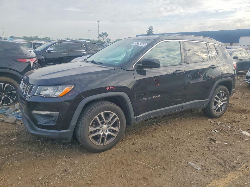 2018 Jeep Compass — фото 1
