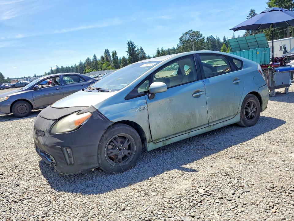 2013 Toyota Prius — фото 1