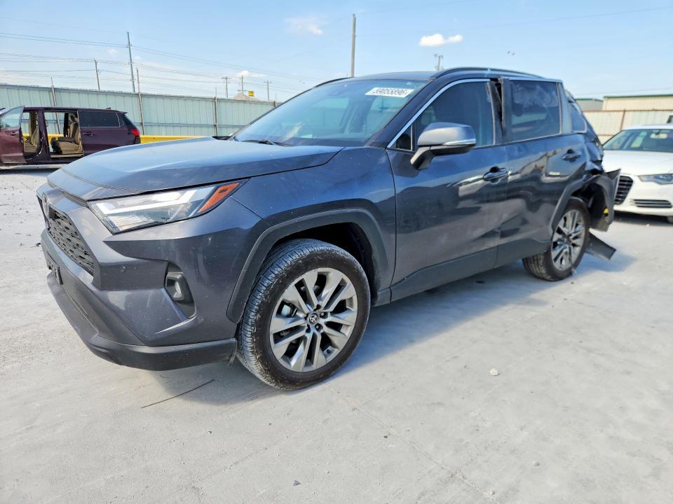 2025 Toyota Rav4 — фото 1