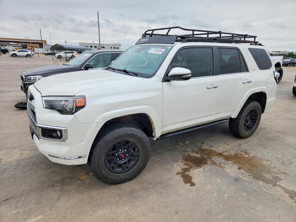 2020 Toyota 4Runner — фото 1