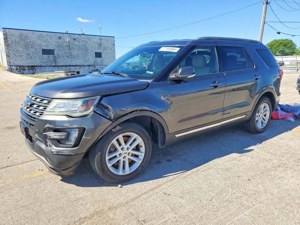 2016 Ford Explorer — фото 1
