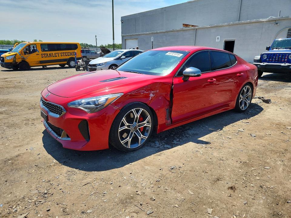 2019 Kia Stinger — фото 1